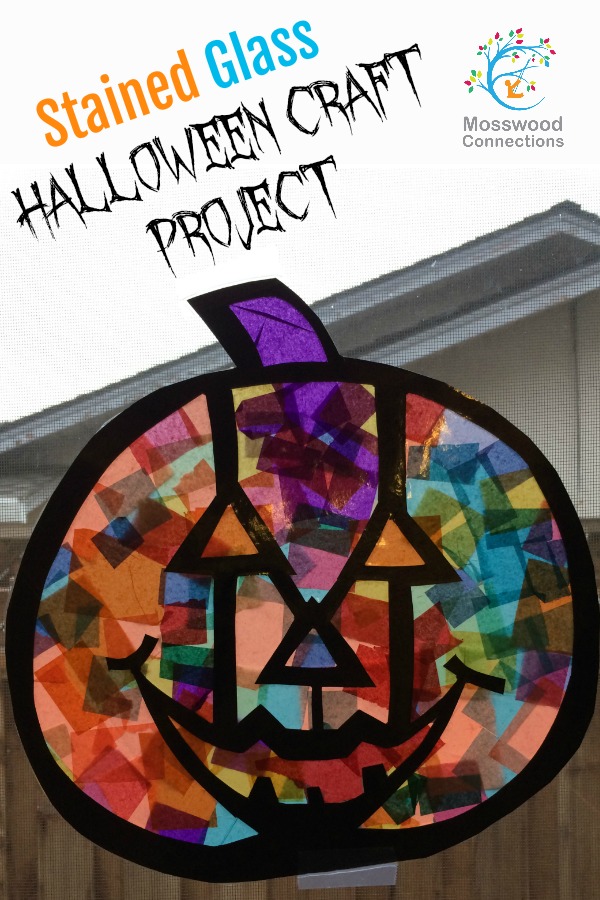 Stained Glass Halloween Sun Catcher #mosswoodconnections #crafts #artprojects #Halloween