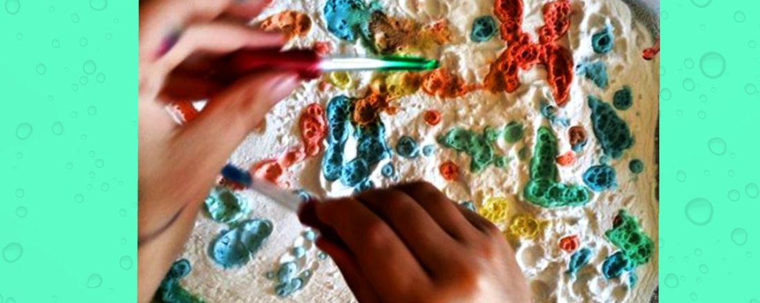 Baking Soda Art: Combine fine motor, art and science! #mosswoodconnections #craftsforkids #finemotor #preschool #science