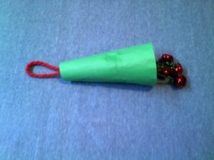 Jingle Bell Christmas Tree Ornament #mosswoodconnections #Christmas #crafts #kid-madeornaments #holidays 