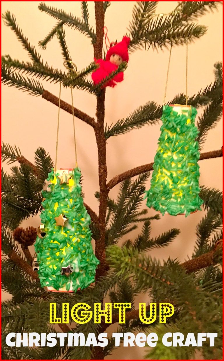  Light Up Christmas Tree Craft #mosswoodconnections #kidmade #ornament #Christmas #holidays 