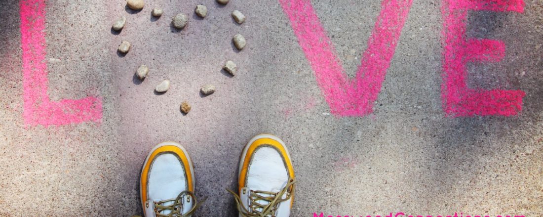 Love Notes on My Sidewalk; A Simple Way to Connect with Your Child #mosswoodconnections #parenting