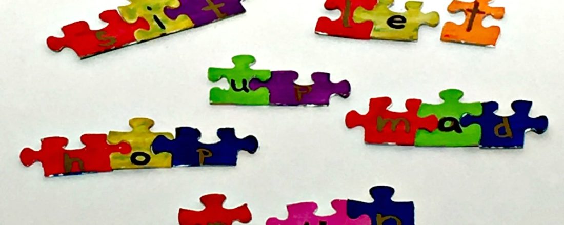 Puzzle Words: DIY Early Reading Skills Activity #mosswoodconnections #learningtoread #reading #educational