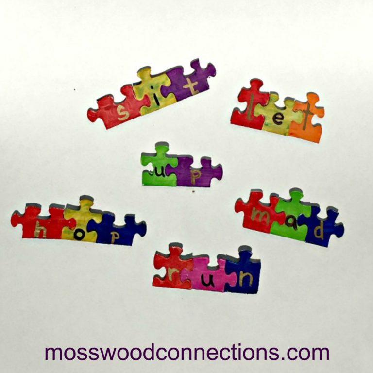 Puzzle Words: DIY Early Reading Skills Activity #mosswoodconnections #learningtoread #reading #educational