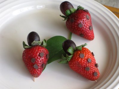 20 Fun and Healthy Snacks That Will Put a Smile on Kids’ Faces #parenting #healthysnacks #mosswoodconnections #recipes #kidfriendlyfood